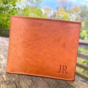 wallet very leather and brand new